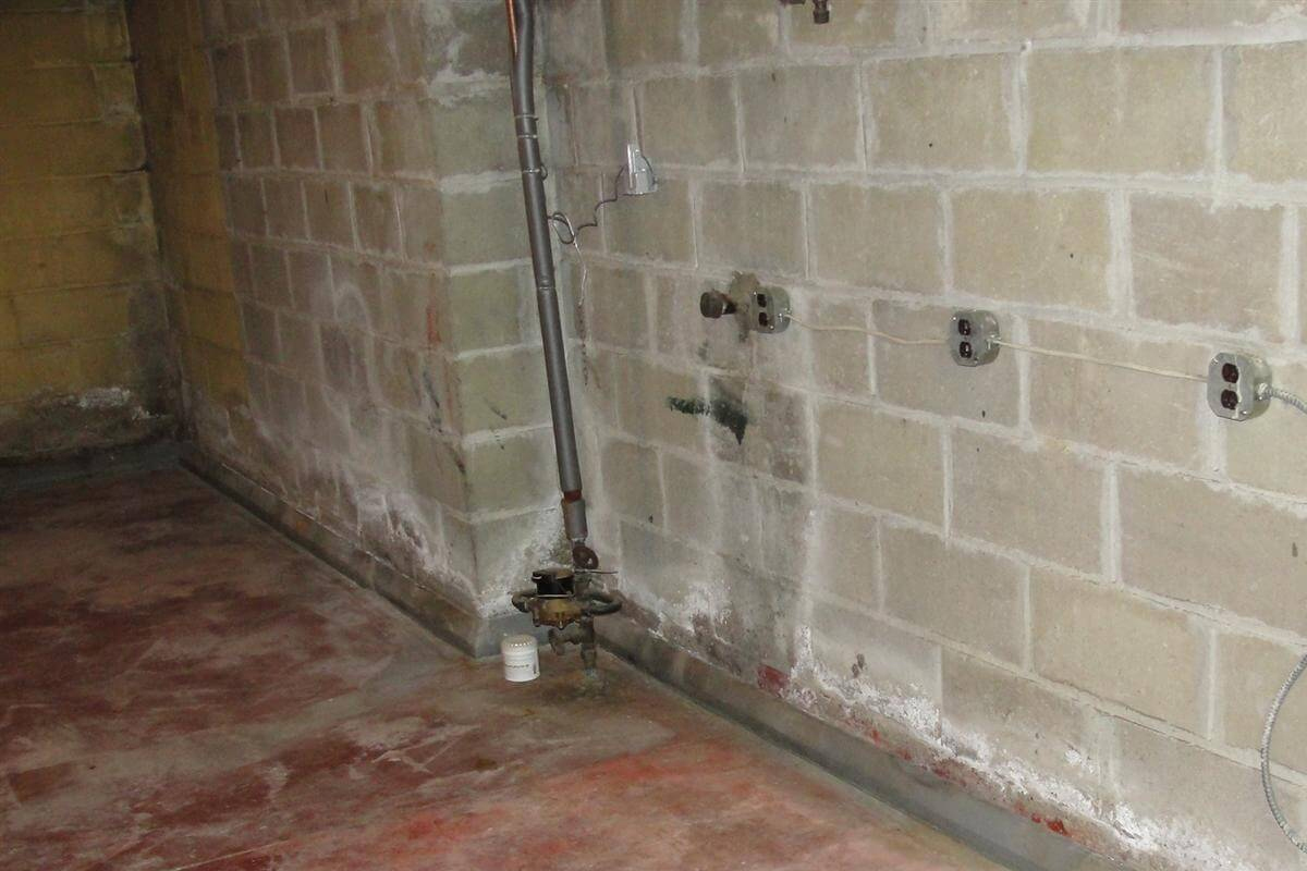 Interior basement perimeter drain systems - Low cost waterproofing